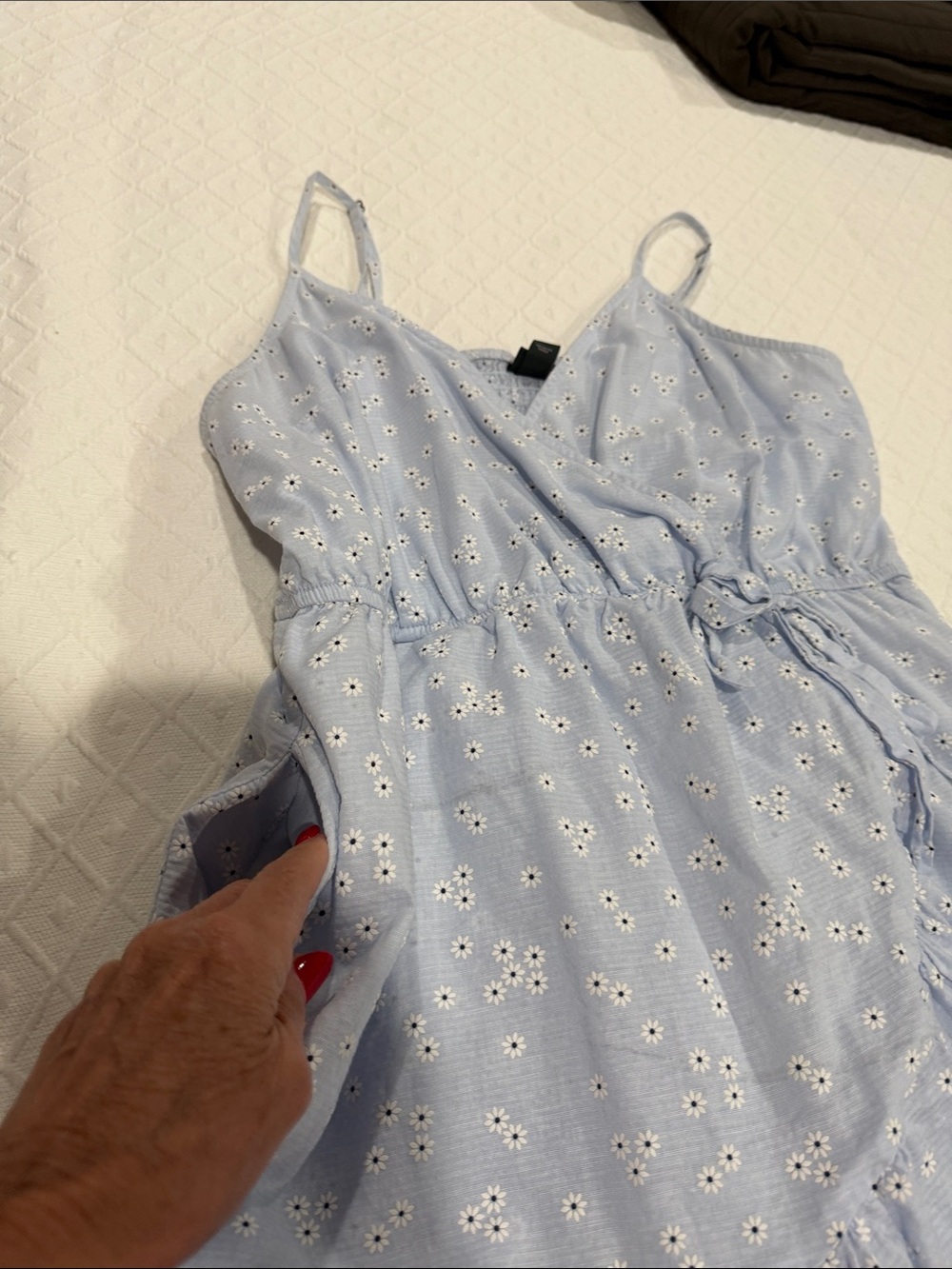 Wild Fable Light Blue Daisy Print Wrap Romper -L - Picture 7 of 7